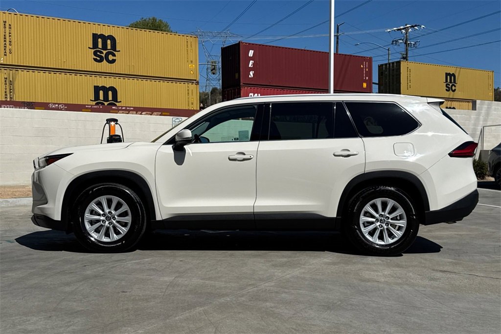 Used 2024 Toyota Grand Highlander XLE image 9