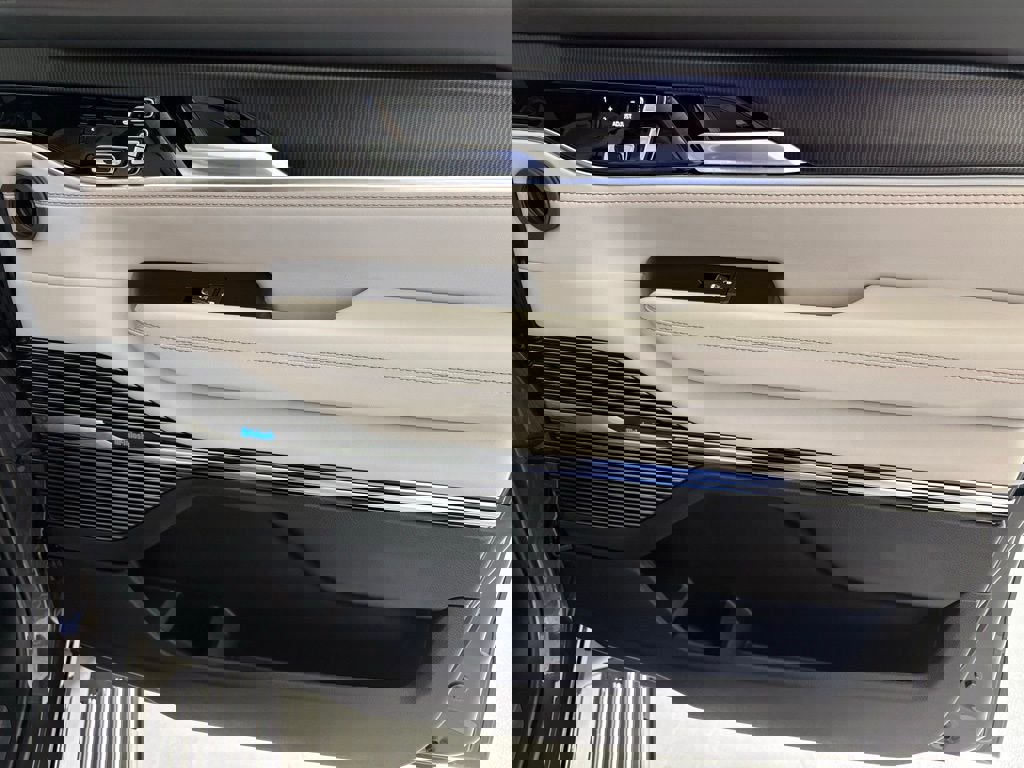 New 2026 Jeep Grand Wagoneer Summit image 47