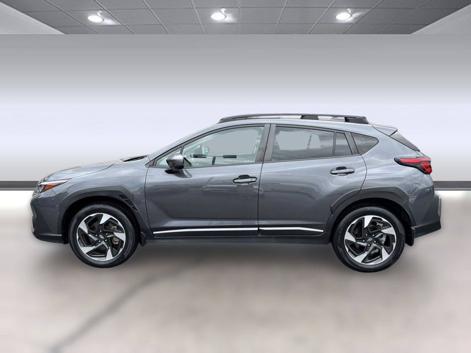 Used 2024 Subaru Crosstrek 2.5i Limited AWD/4WD image 2
