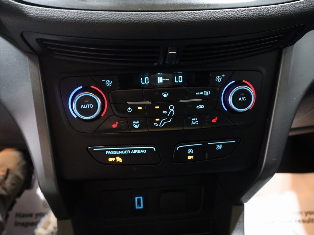 Used 2017 Ford Escape SE w/ SE Leather Comfort Package image 22