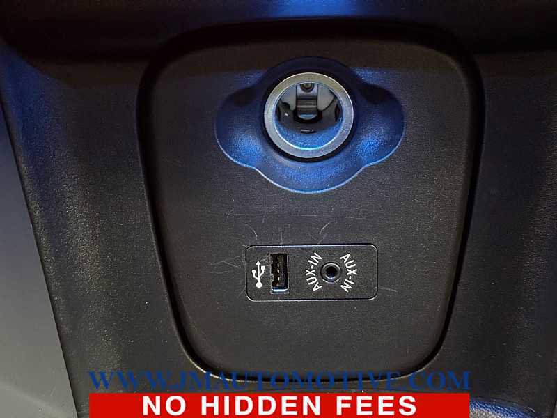 Used 2015 MINI Cooper 4-Door Hardtop image 32