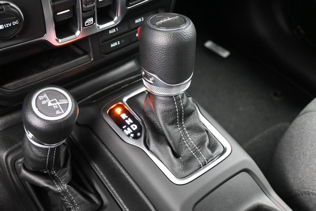 New 2026 Jeep Gladiator Sport AWD/4WD image 16