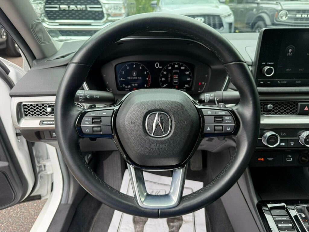 Used 2024 Acura Integra image 5