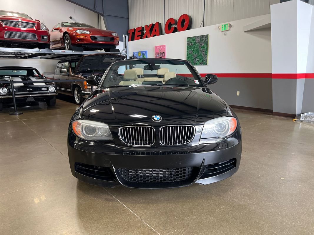 Used 2013 BMW 135i Convertible image 5