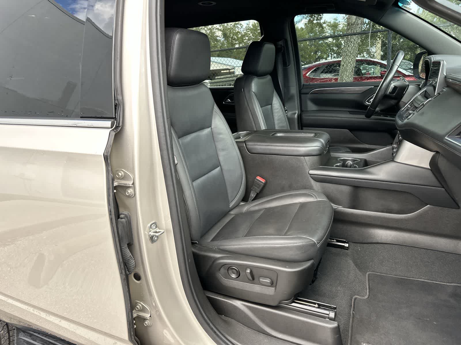 Used 2021 Chevrolet Tahoe LT RWD image 9