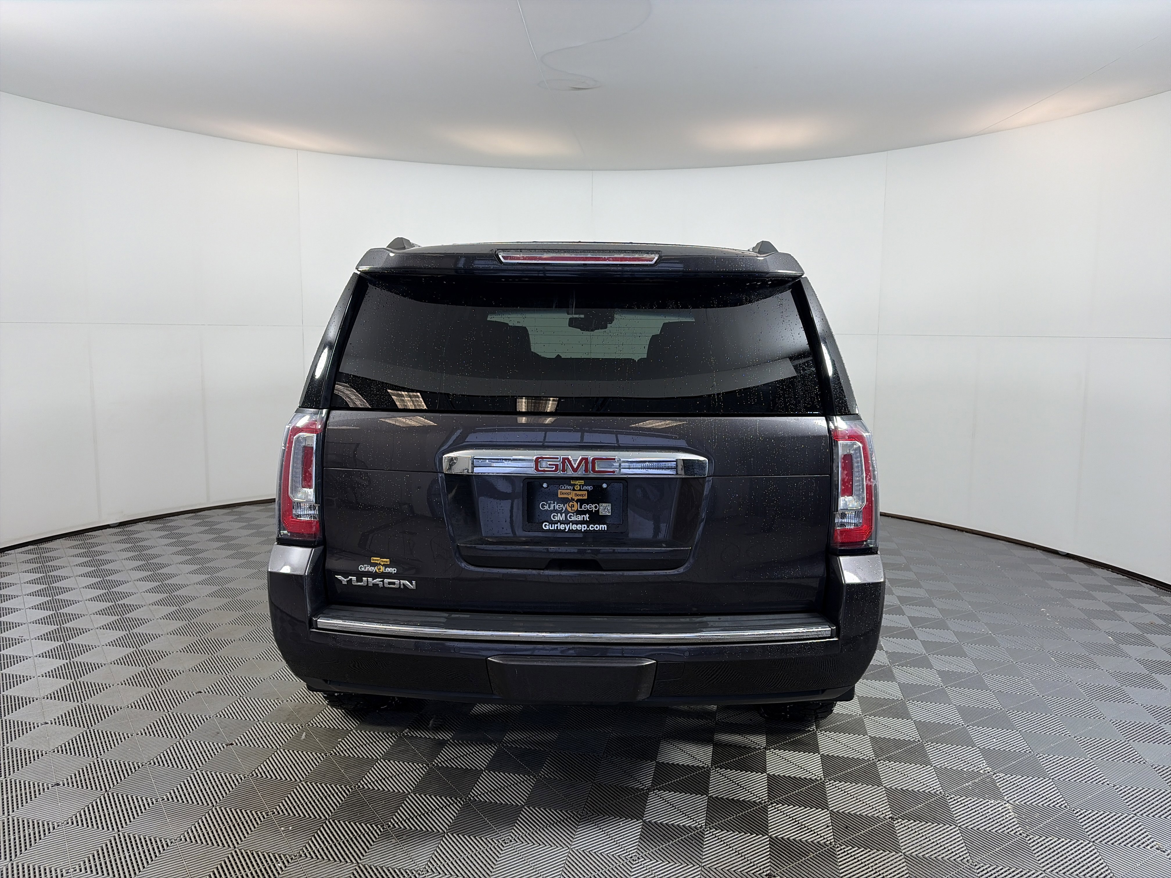Used 2018 GMC Yukon Denali image 9