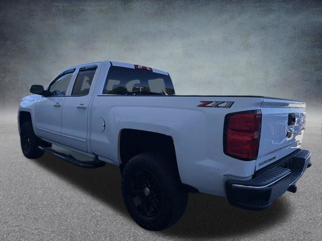 Used 2018 Chevrolet Silverado 1500 LT w/ All Star Edition AWD/4WD image 7