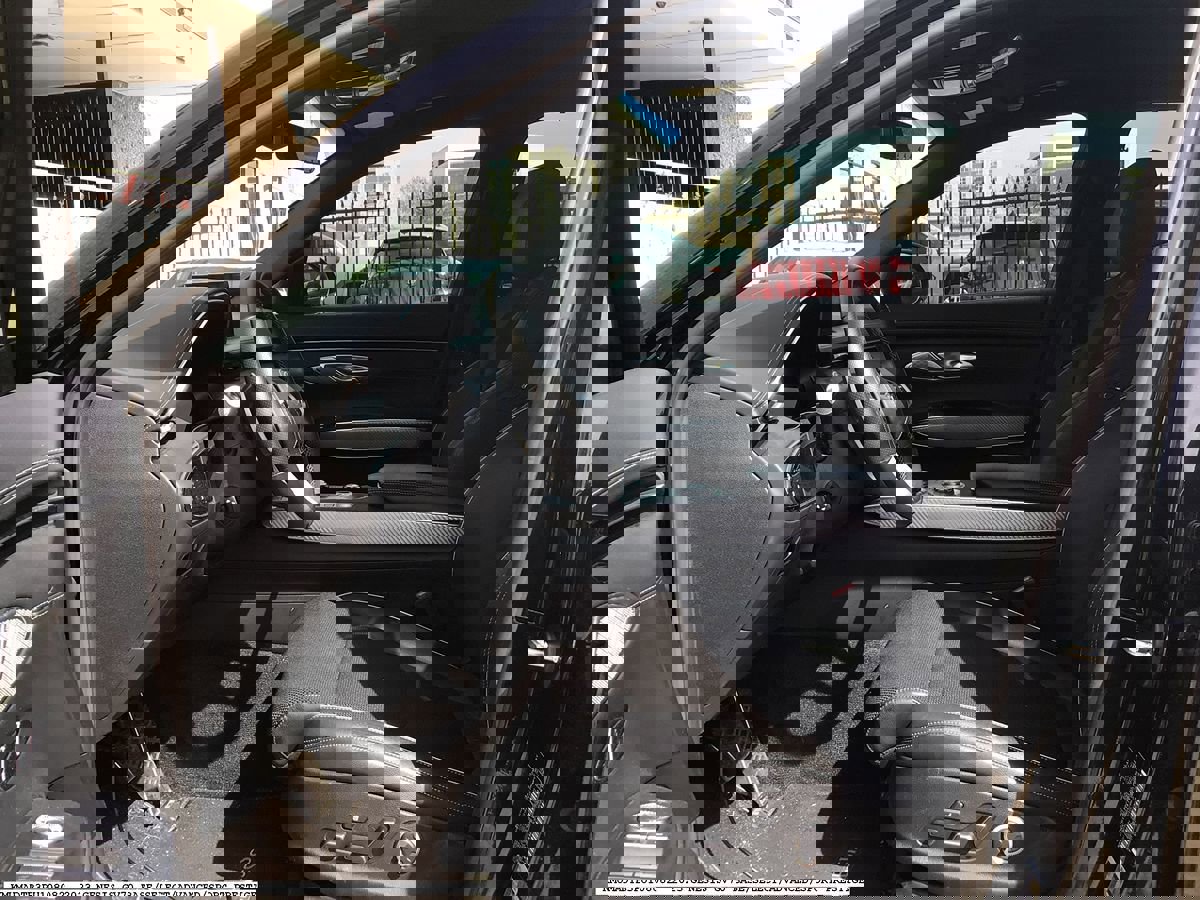 Used 2023 Genesis GV70 2.5T w/ Sport Prestige Package image 12