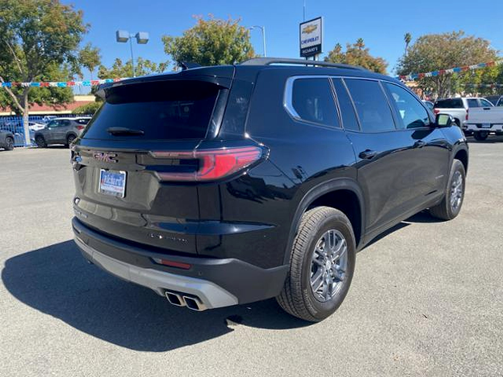 Used 2025 GMC Acadia Elevation AWD/4WD image 7