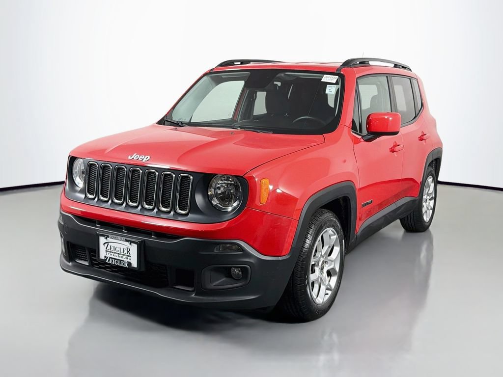 Used 2017 Jeep Renegade Latitude FWD image 3