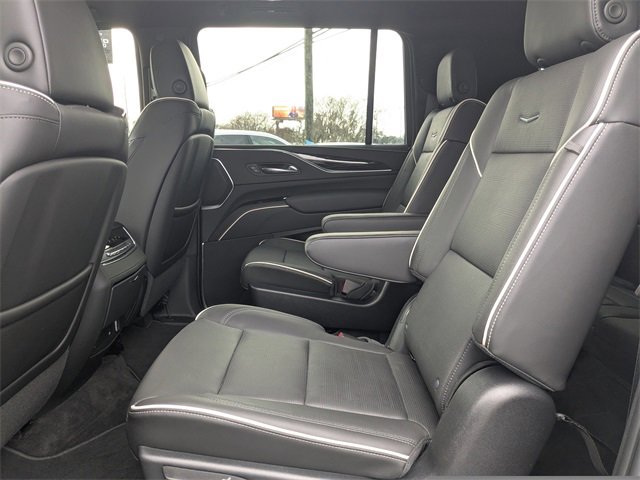 Used 2022 Cadillac Escalade ESV Sport w/ Touring Package image 16