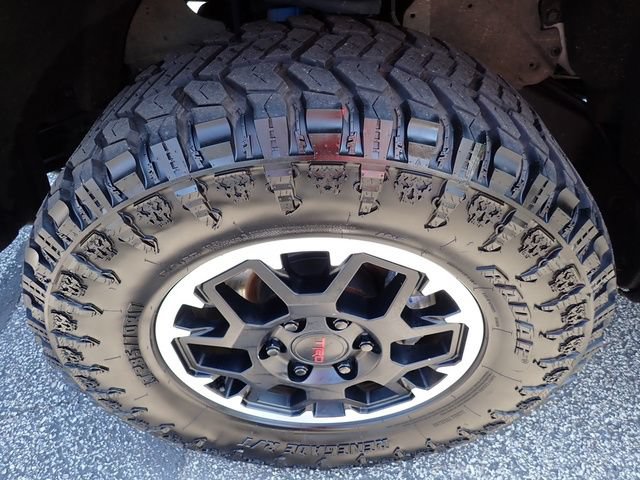 Used 2024 Toyota Tacoma TRD Off-Road AWD/4WD image 12