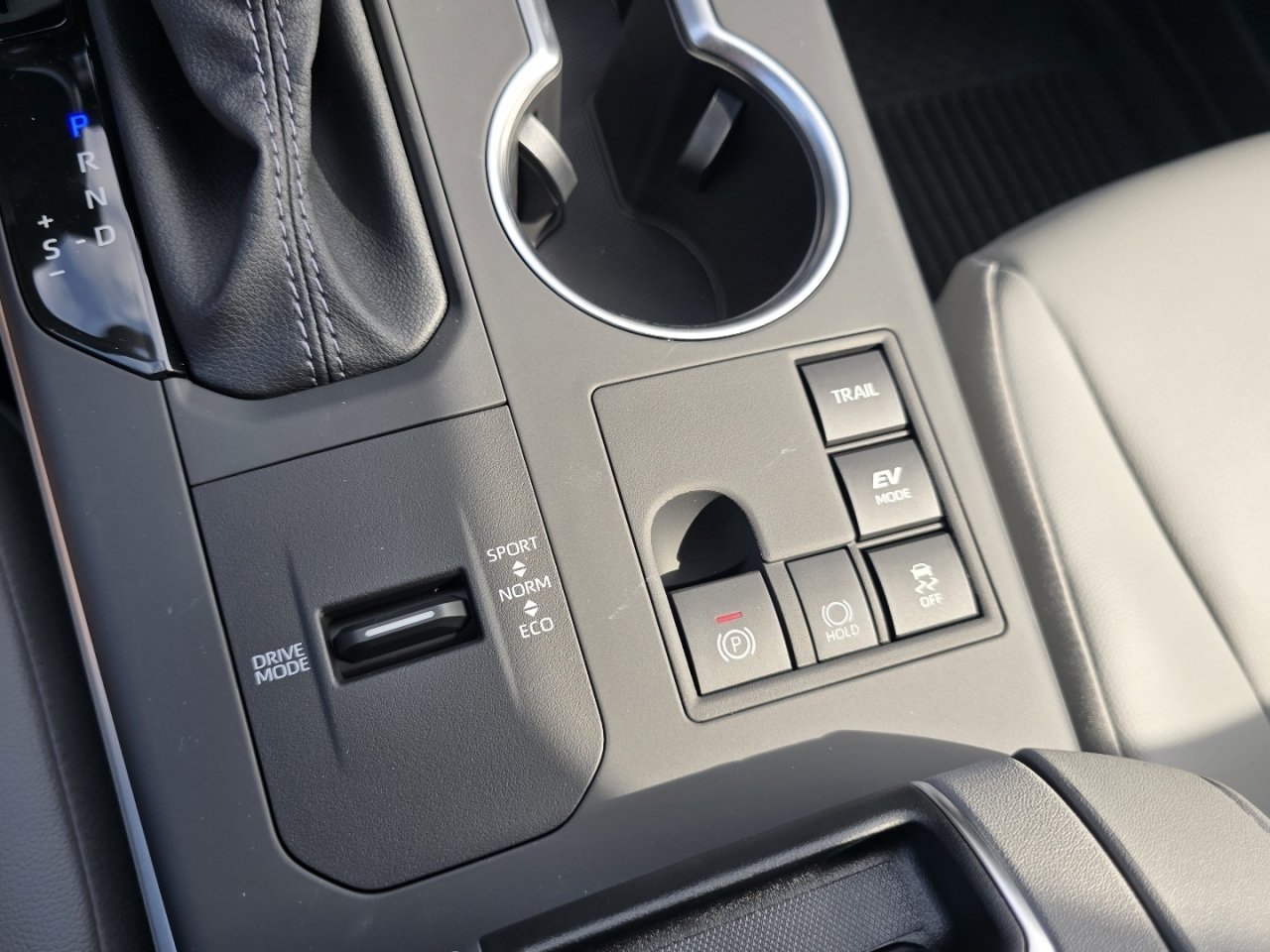 New 2026 Toyota Highlander XLE AWD/4WD image 9