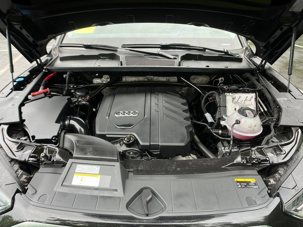Used 2021 Audi Q5 2.0T Premium Plus w/ Premium Plus Package AWD/4WD image 22