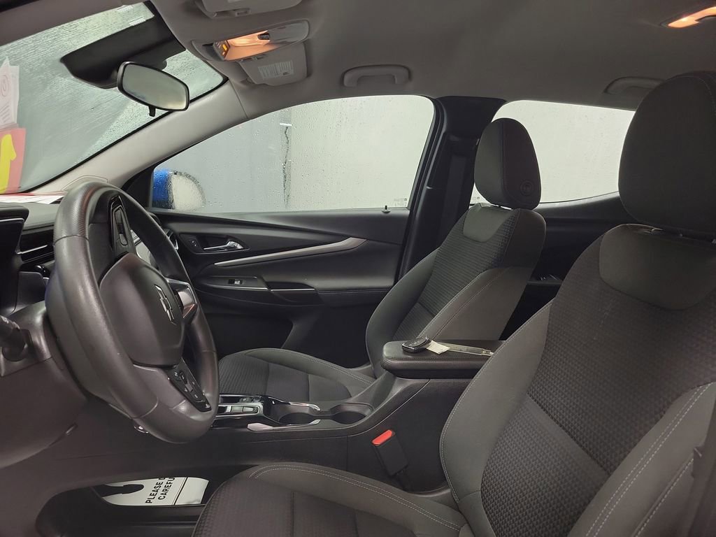 Used 2023 Chevrolet Bolt EUV LT image 12