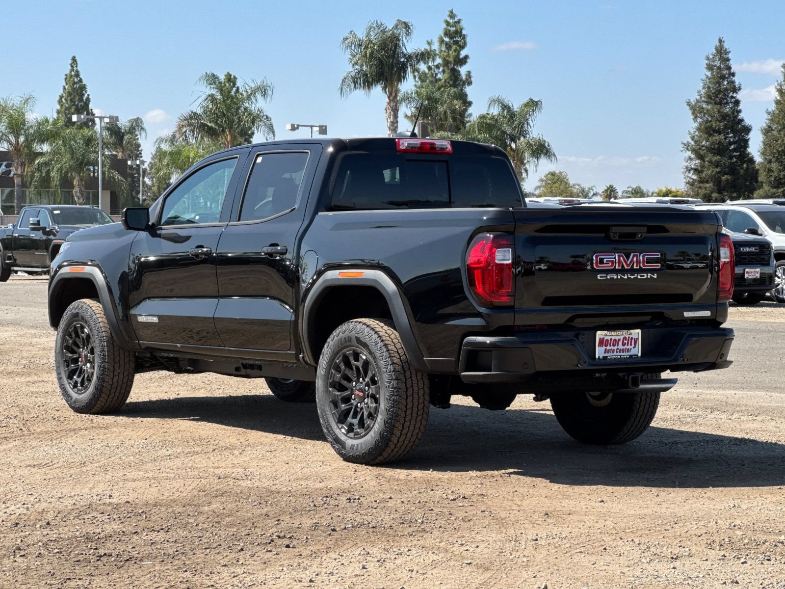 New 2026 GMC Canyon Elevation w/ Technology Package RWD image 6