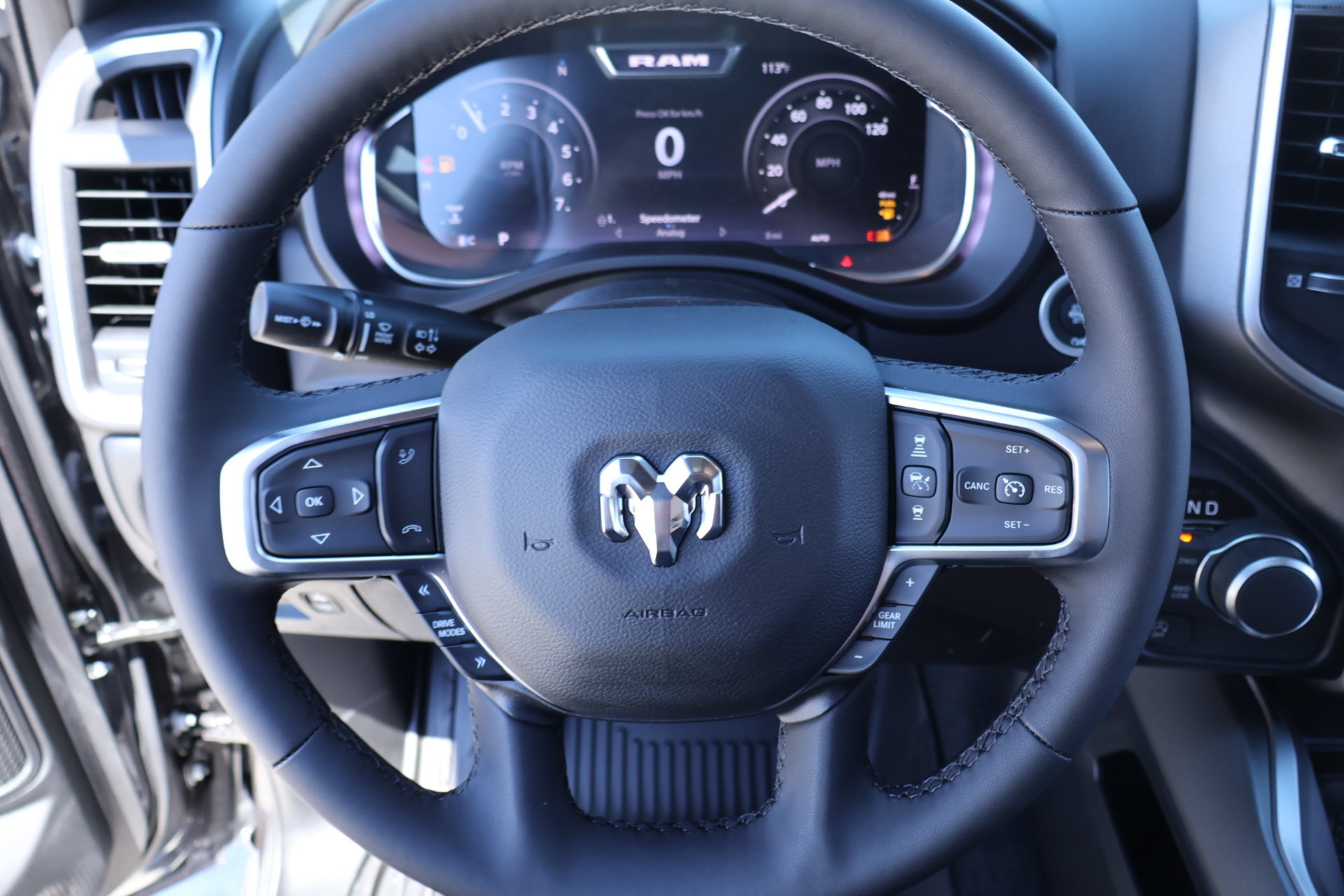 New 2026 RAM 1500 Big Horn AWD/4WD image 3