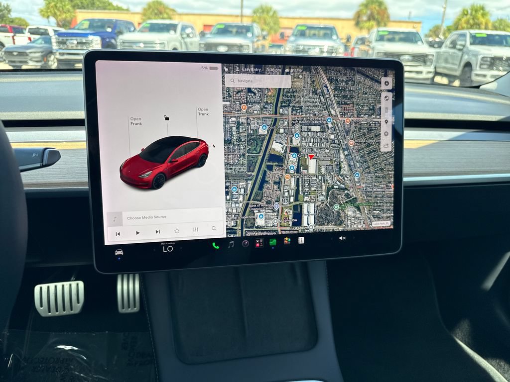 Used 2022 Tesla Model 3 Performance AWD/4WD image 17
