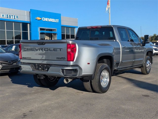 New 2026 Chevrolet Silverado 3500 High Country w/ High Country Premium Package image 3