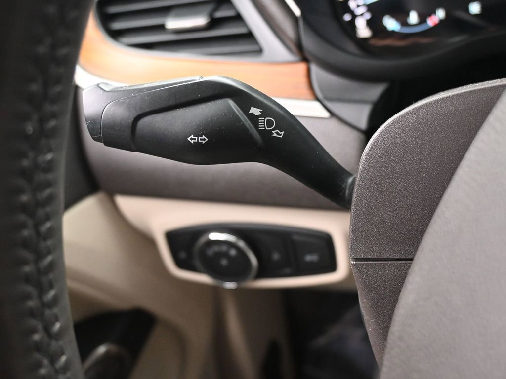 Used 2018 Lincoln MKC Select w/ Select Plus Package image 18