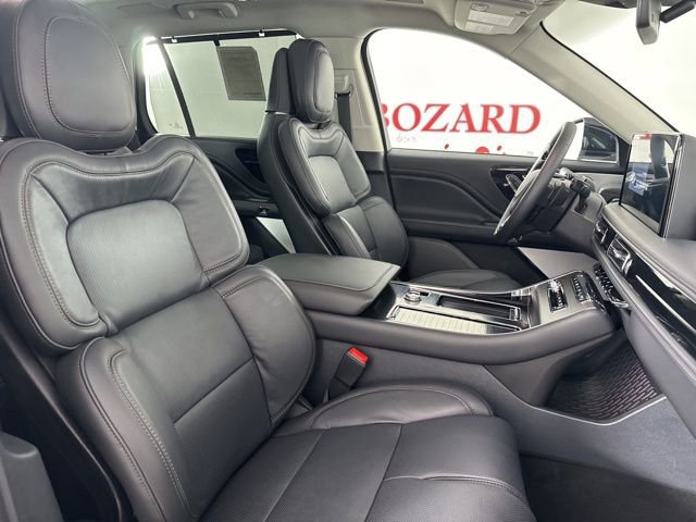 New 2025 Lincoln Aviator Reserve w/ Luxury Package image 19