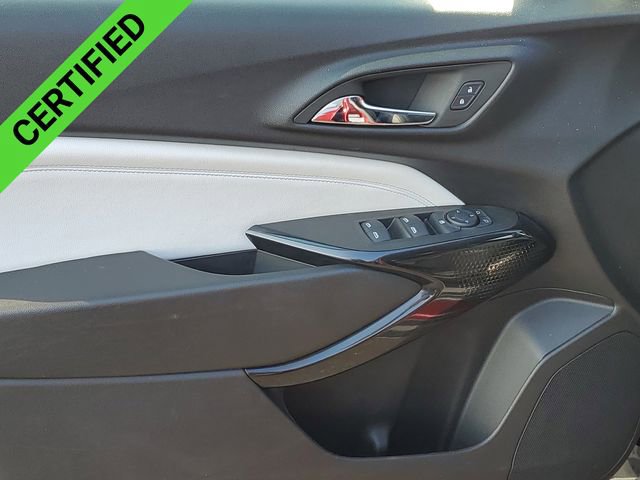 Certified 2025 Chevrolet Trax LT w/ LT Convenience Package image 22