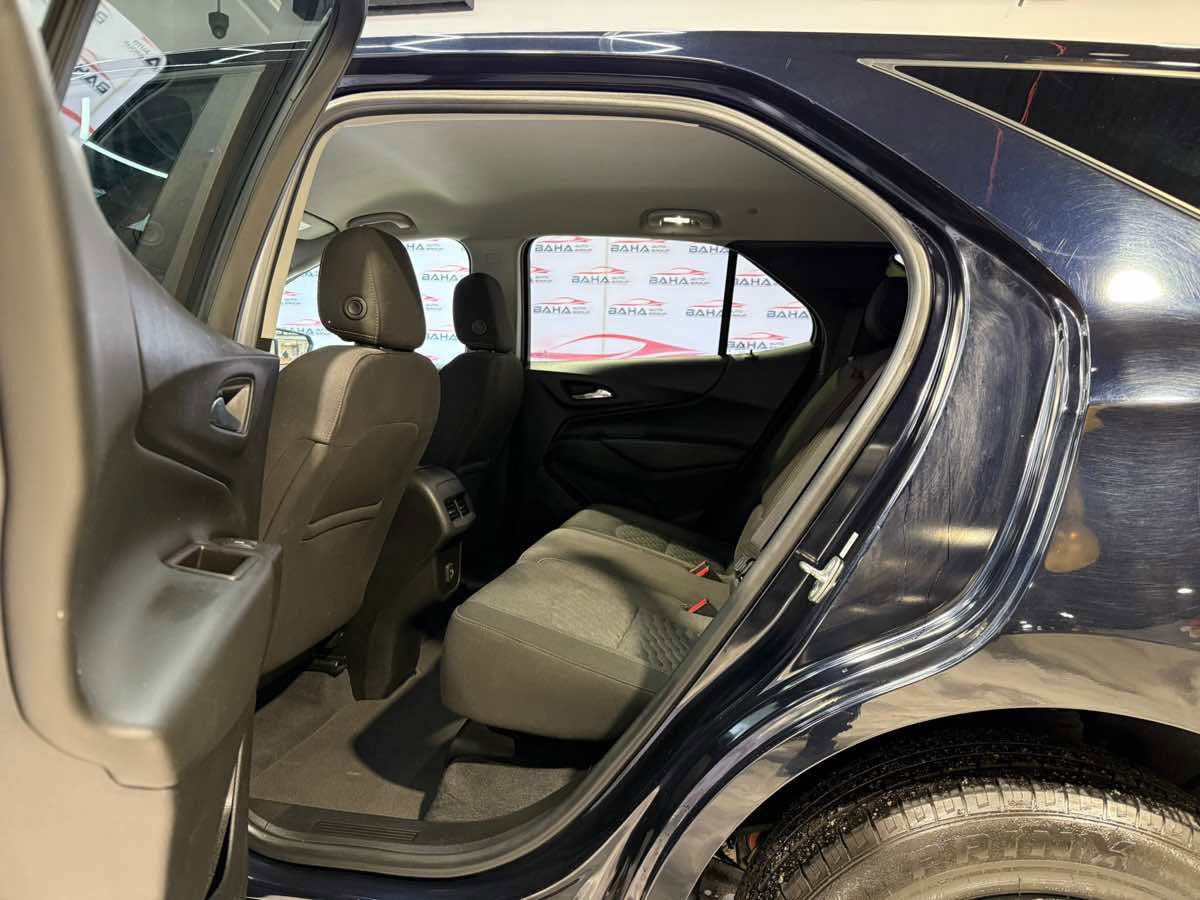 Used 2021 Chevrolet Equinox LT image 23