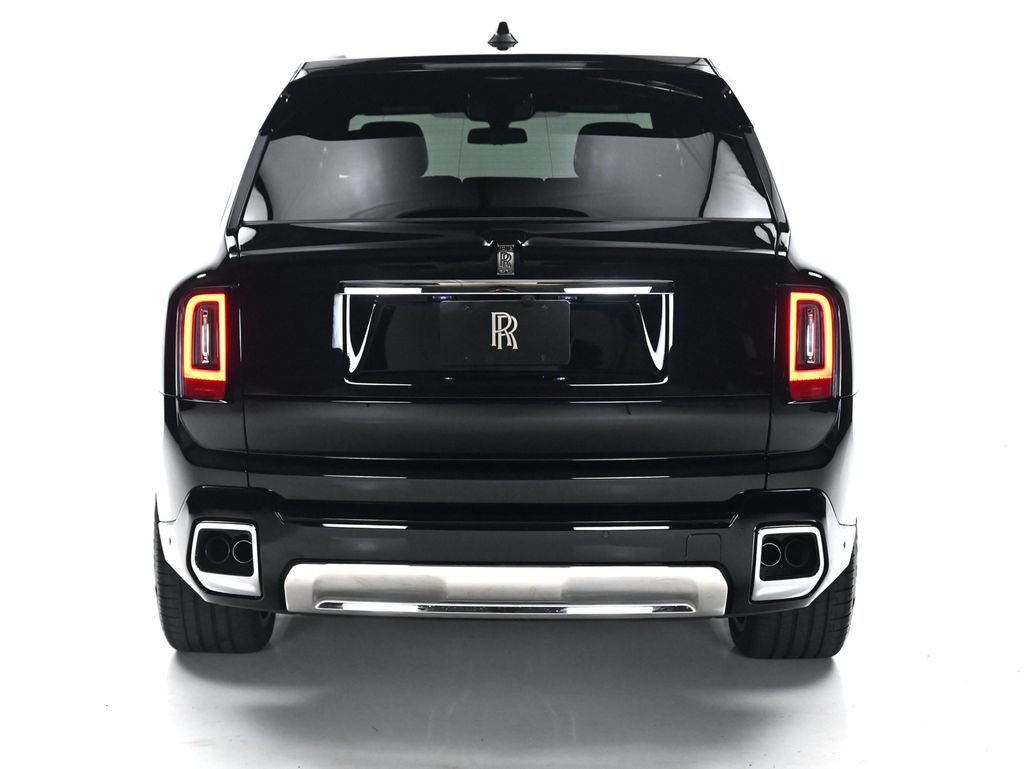 New 2026 Rolls-Royce Cullinan AWD/4WD image 10