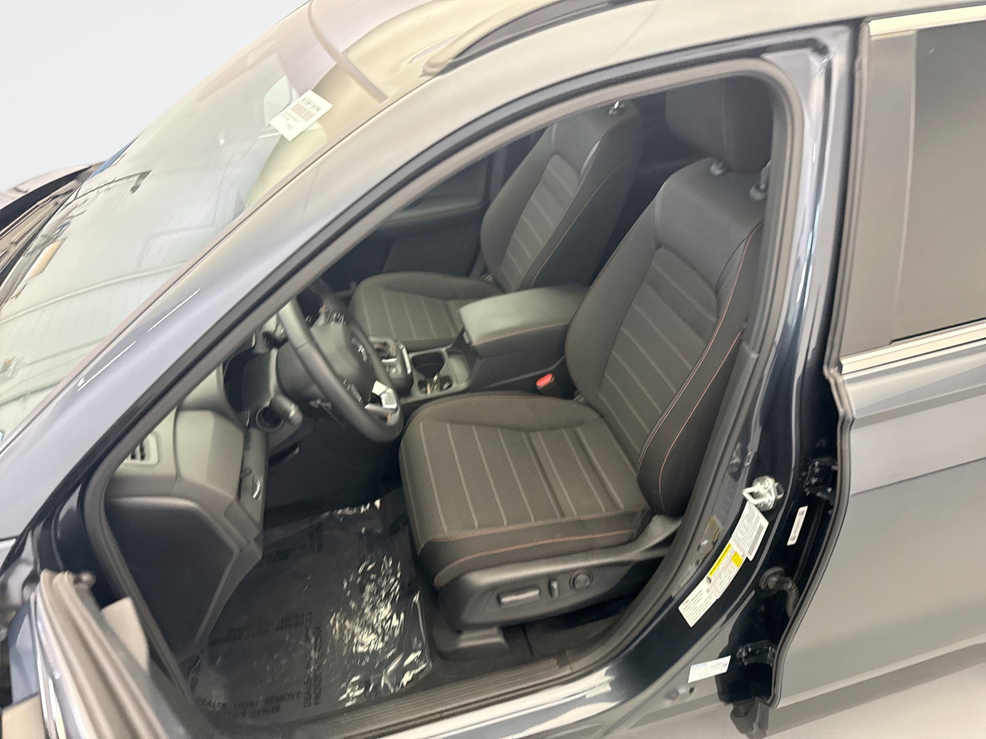 Used 2025 Honda CR-V Sport image 11
