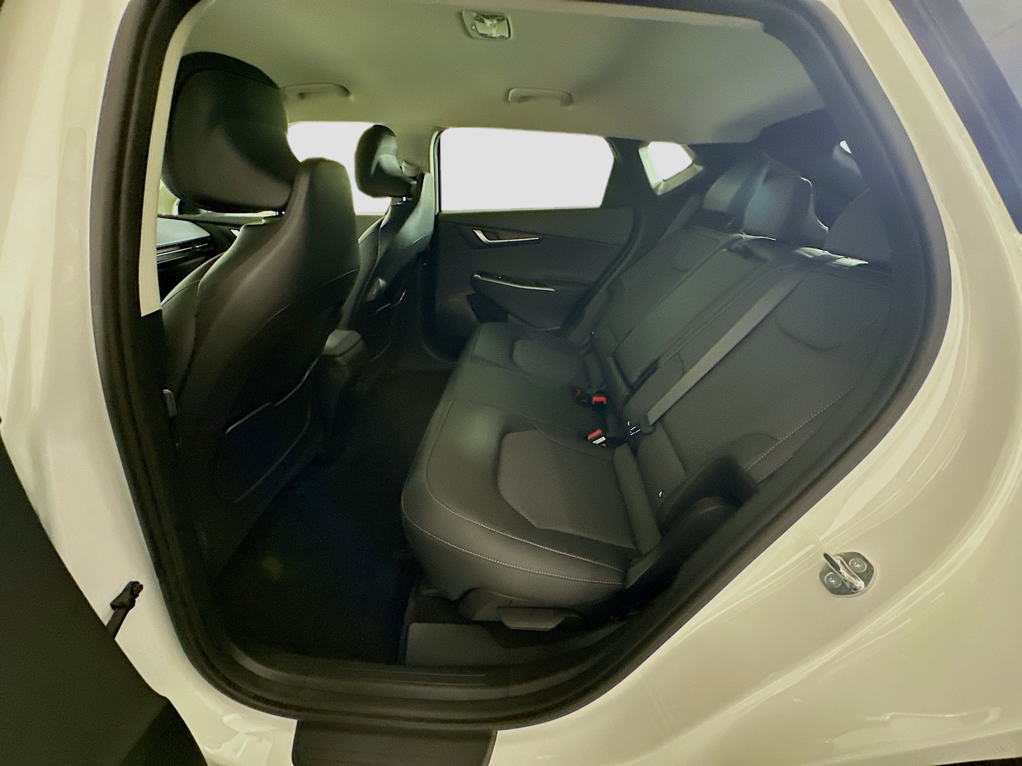 Used 2024 Kia EV6 Light RWD image 28