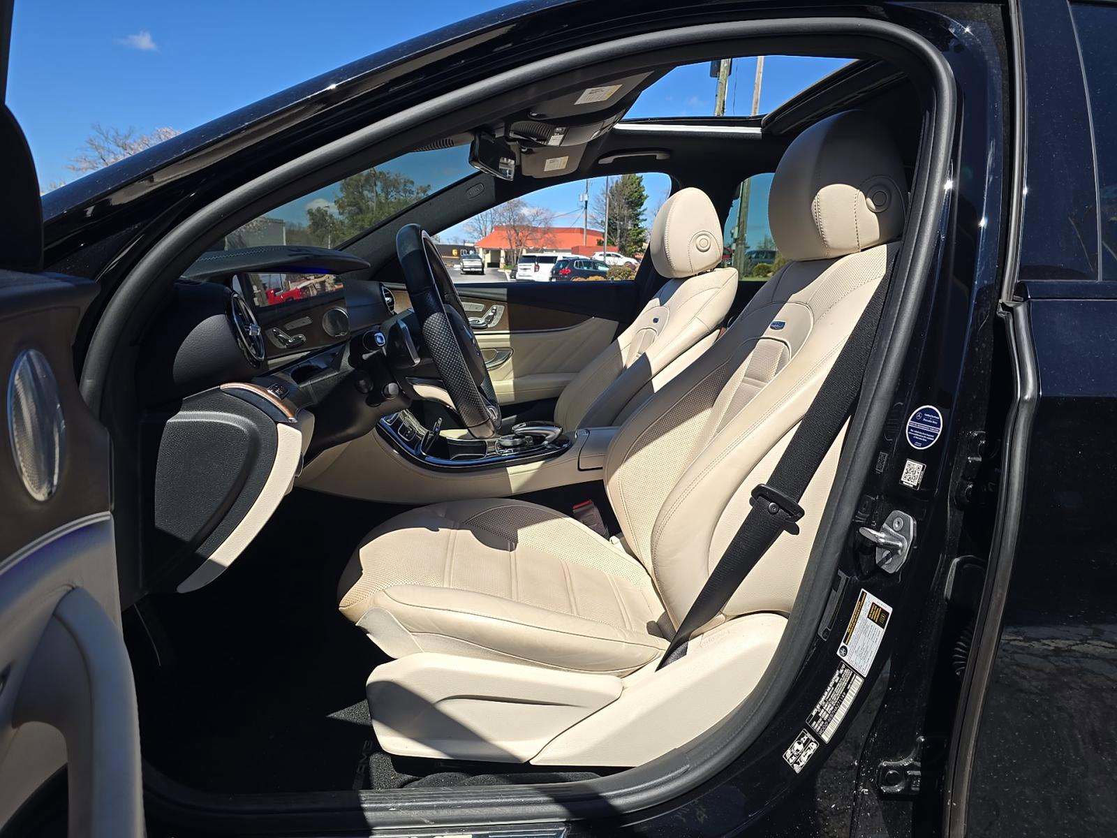 Used 2017 Mercedes-Benz E 43 AMG 4MATIC Sedan image 4