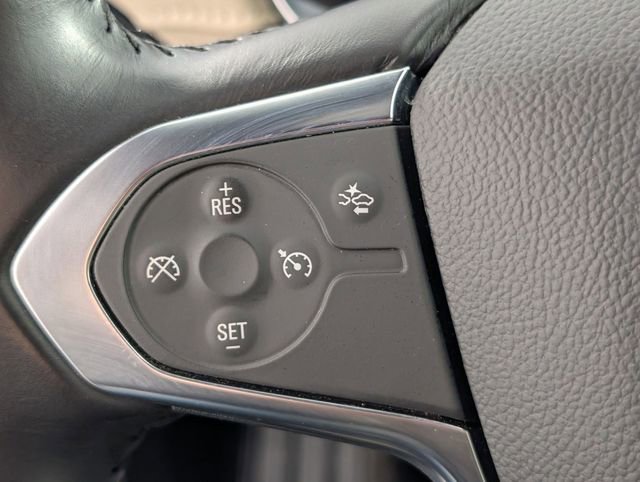 Certified 2022 Chevrolet Traverse LT image 16