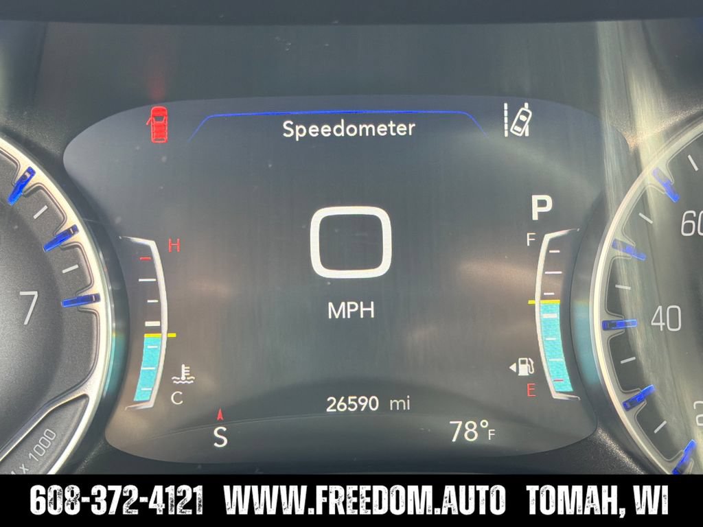 Used 2025 Chrysler Pacifica Select FWD image 24