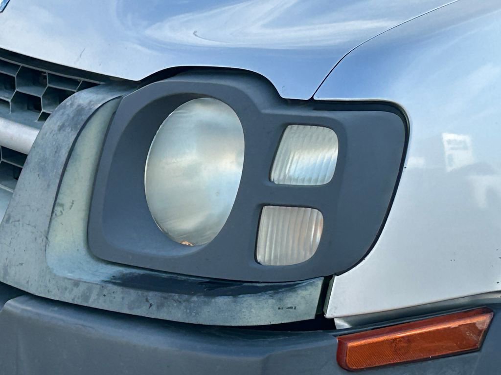 Used 2004 Nissan Xterra XE image 11