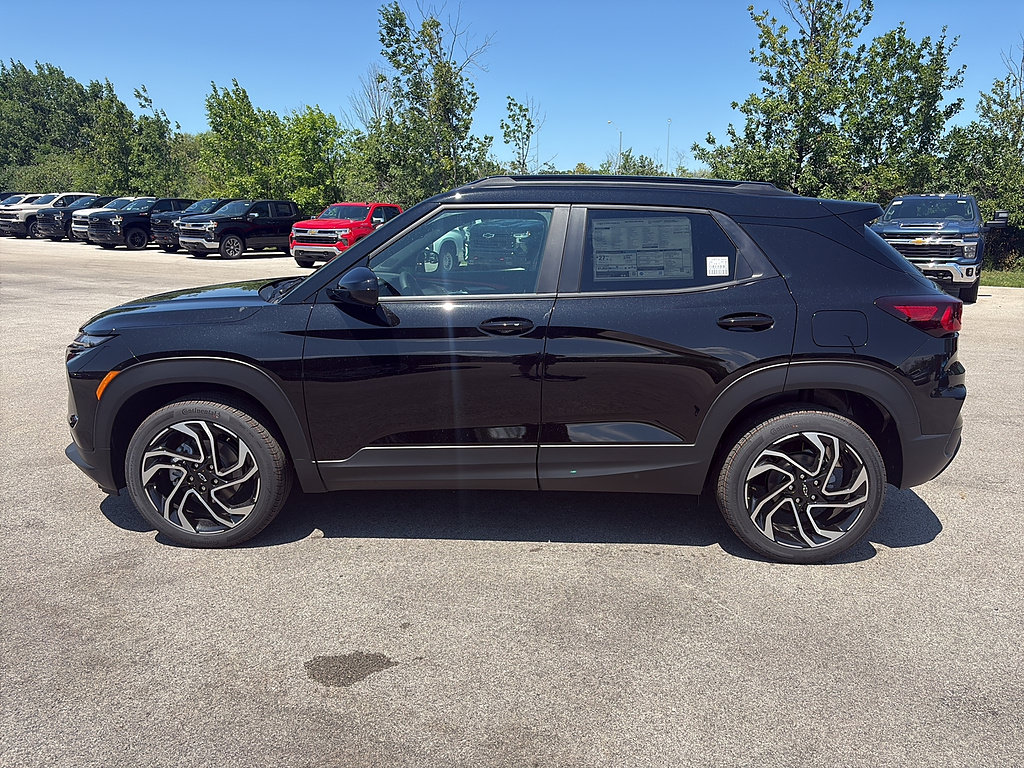 New 2026 Chevrolet TrailBlazer RS w/ Convenience Package AWD/4WD video 2