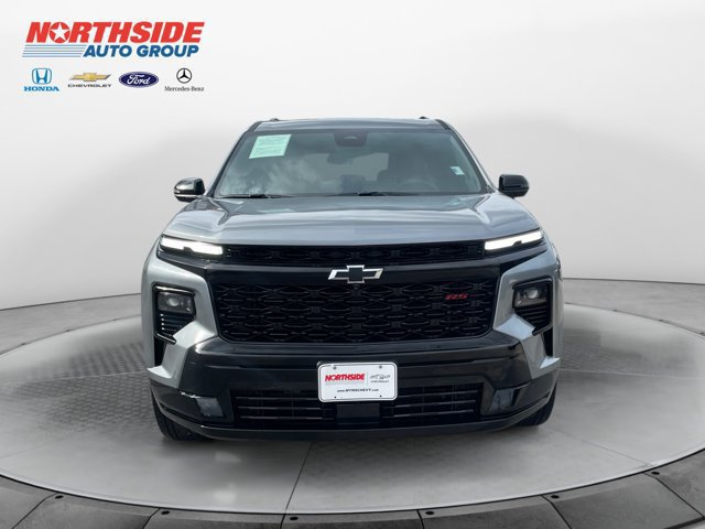 Used 2025 Chevrolet Traverse RS AWD/4WD image 2
