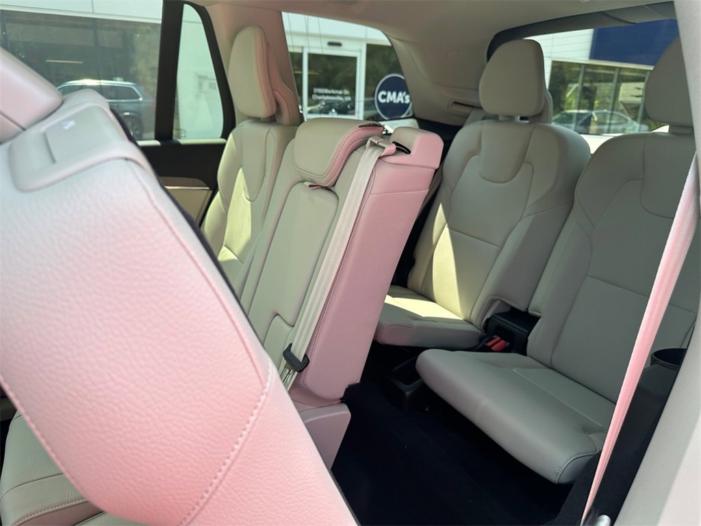 New 2025 Volvo XC90 B6 Plus w/ Protection Package Premier image 29