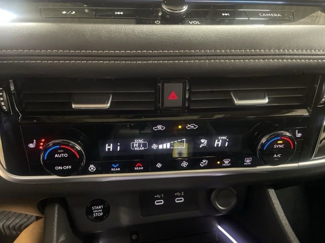 Certified 2025 Nissan Rogue SL w/ Tech Package image 17