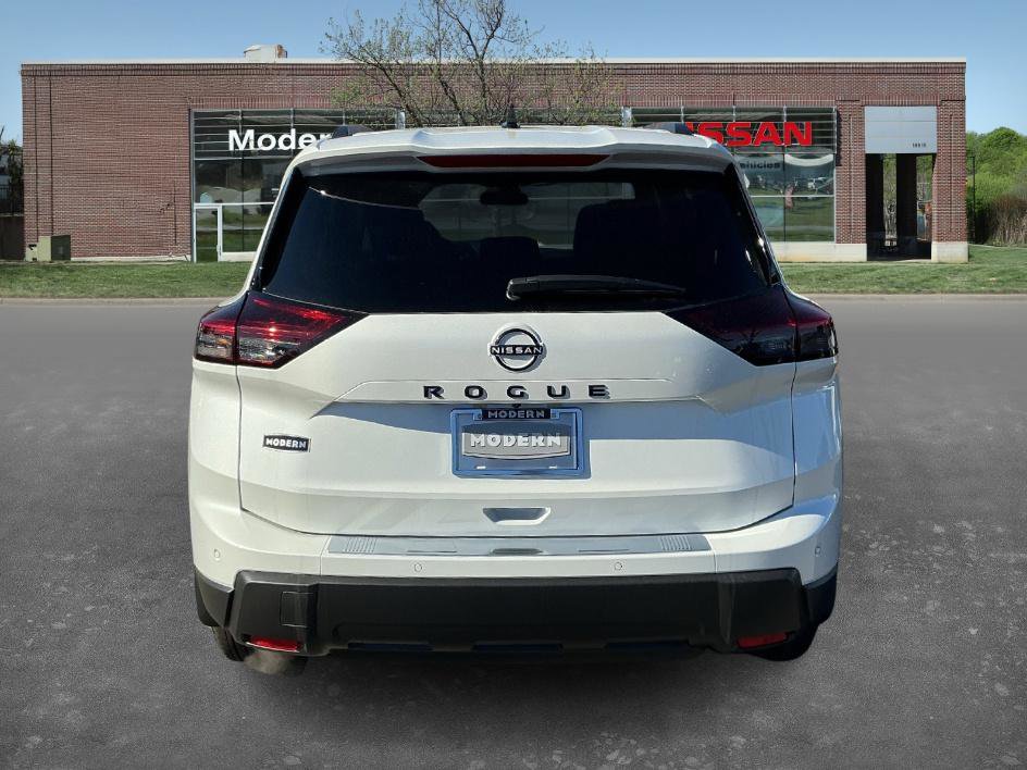 New 2026 Nissan Rogue Dark Armor image 3