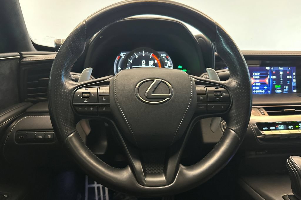 Used 2018 Lexus LC 500 Coupe w/ Touring Package RWD image 23