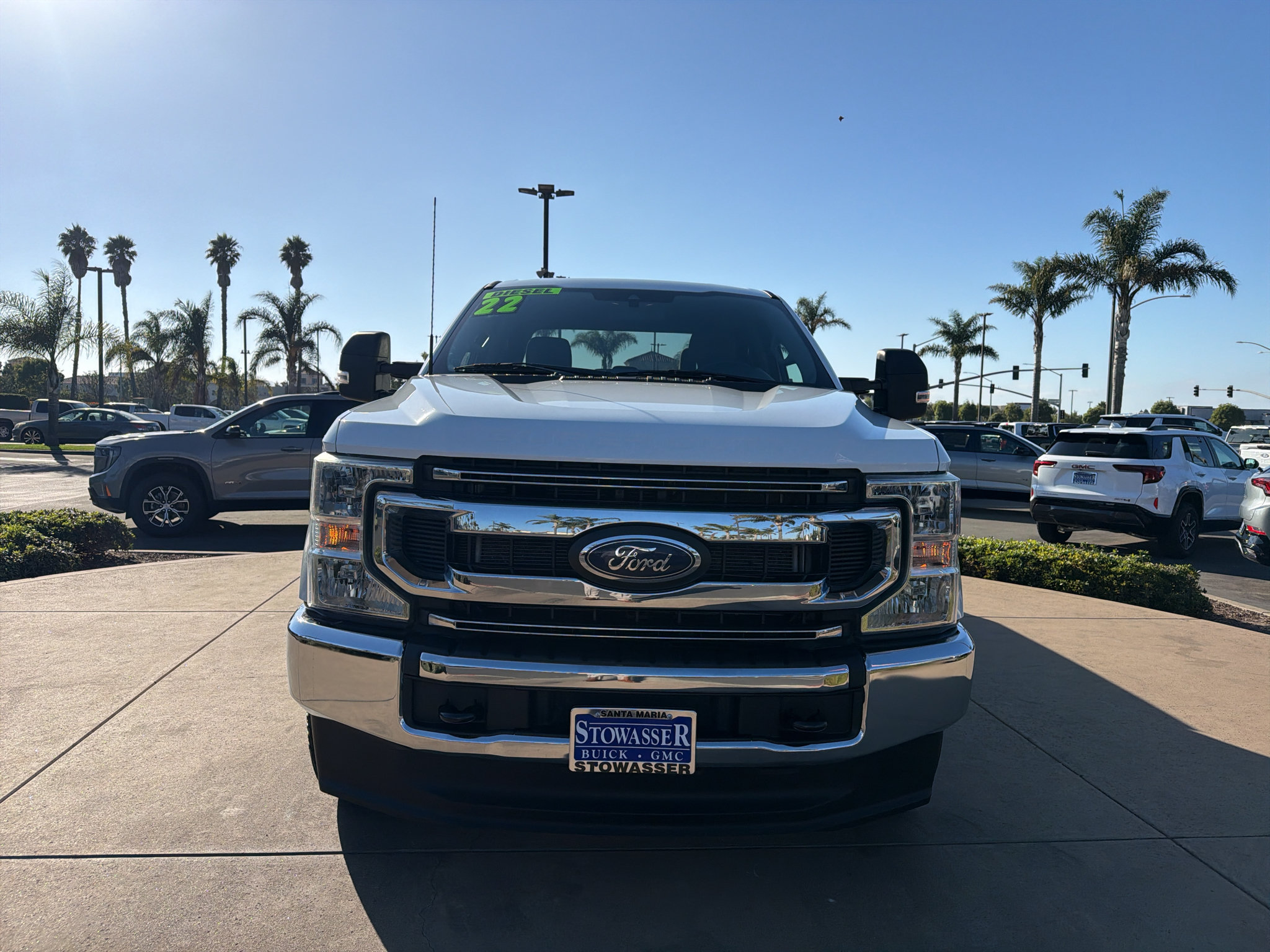 Used 2022 Ford F250 XLT AWD/4WD image 2