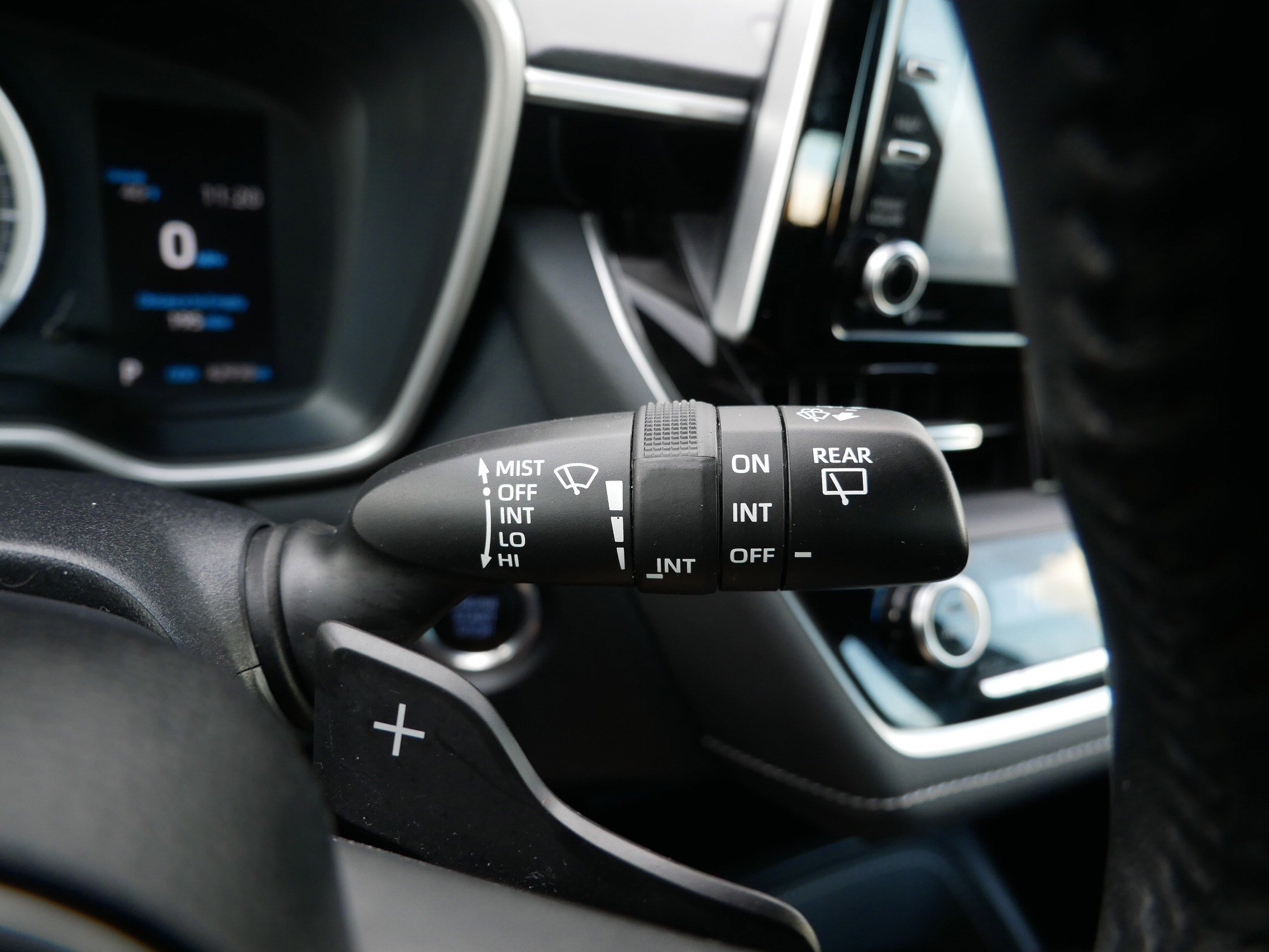 Used 2021 Toyota Corolla SE w/ Blackout Package (TMS) image 34