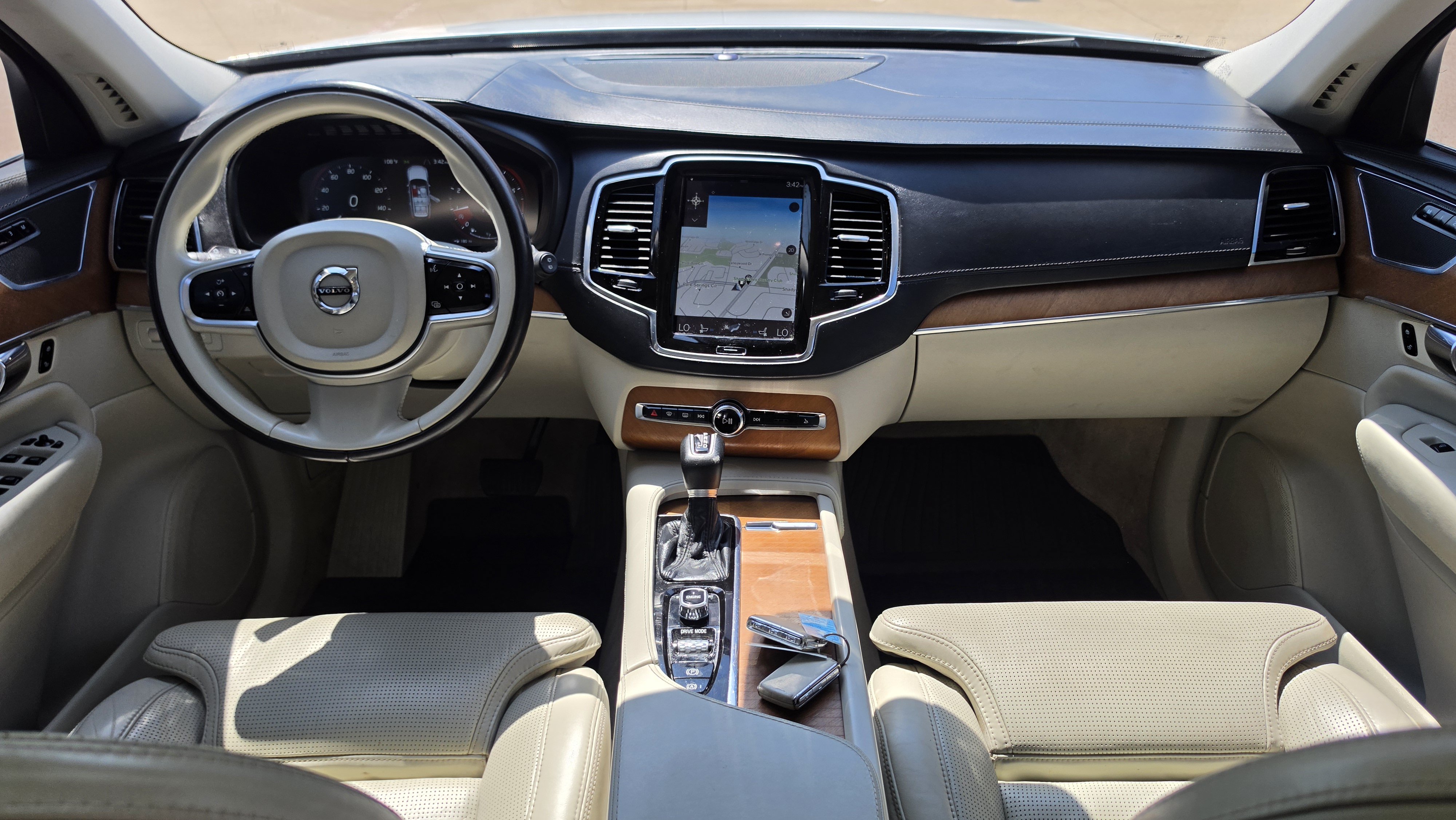 Used 2016 Volvo XC90 T6 Inscription AWD/4WD image 36