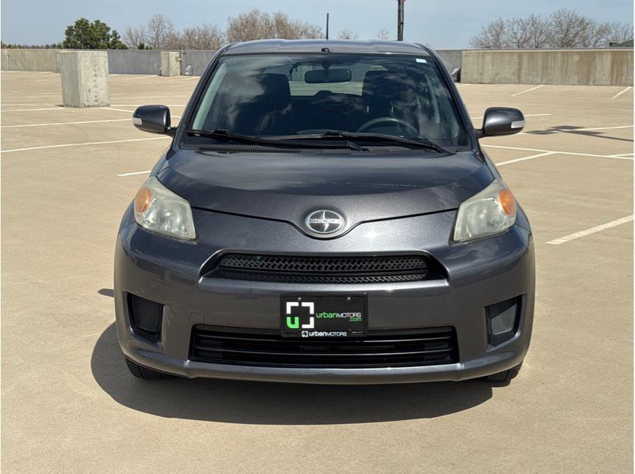 Used 2008 Scion xD image 2