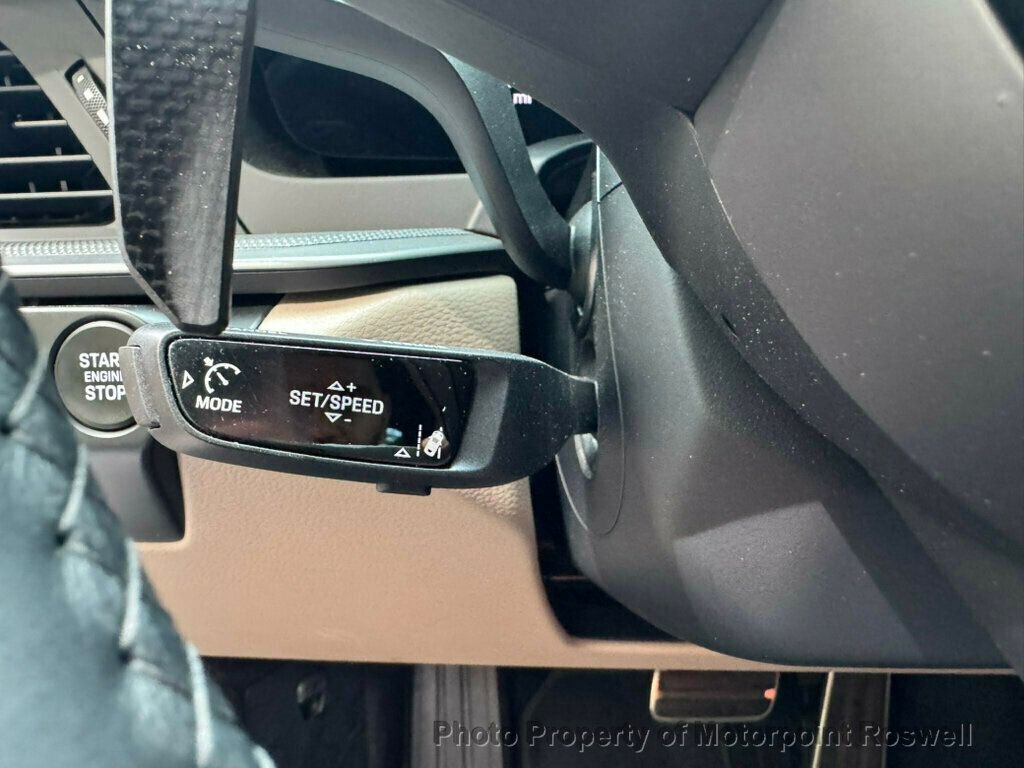 Used 2025 Porsche 911 Carrera image 31