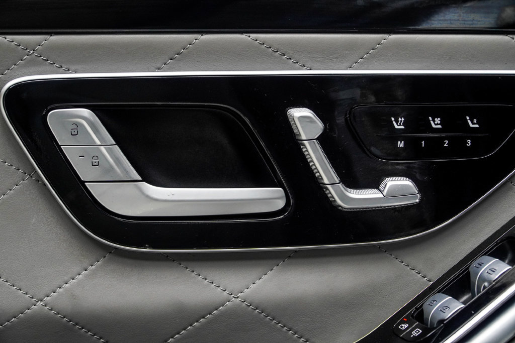 Used 2022 Mercedes-Benz S 500 4MATIC image 33
