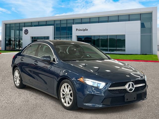 Used 2019 Mercedes-Benz A 220 4MATIC w/ Premium Package image 2