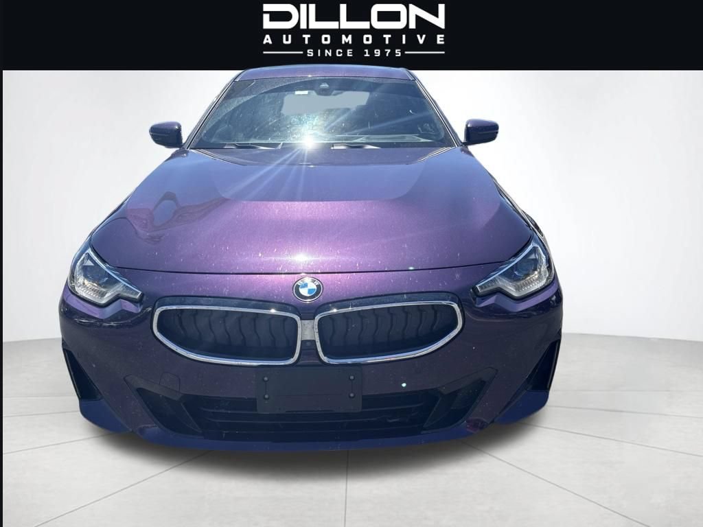 Used 2023 BMW 230i xDrive Coupe AWD/4WD image 2