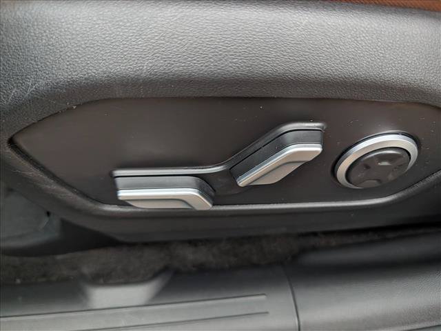 Certified 2024 Hyundai Santa Fe Limited AWD/4WD image 33