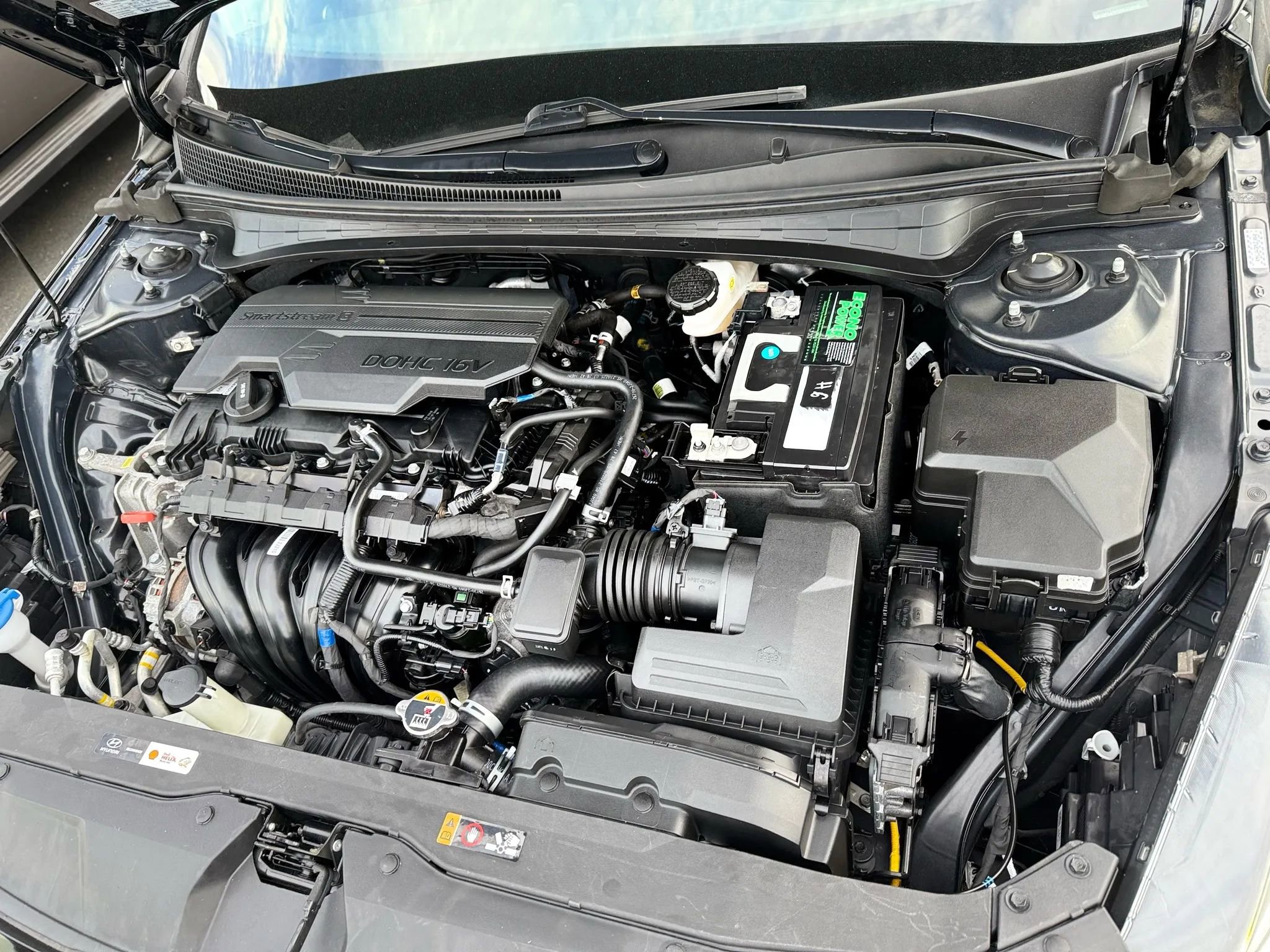 Used 2021 Hyundai Elantra SE w/ Cargo Package image 36